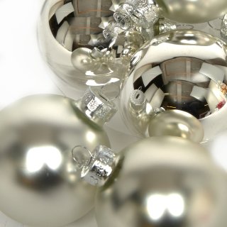 Christbaumkugeln im 10er Set in silber